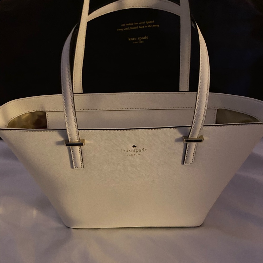 ❌SOLD❌Kate Spade ♠︎ Tote - Picture 3 of 14